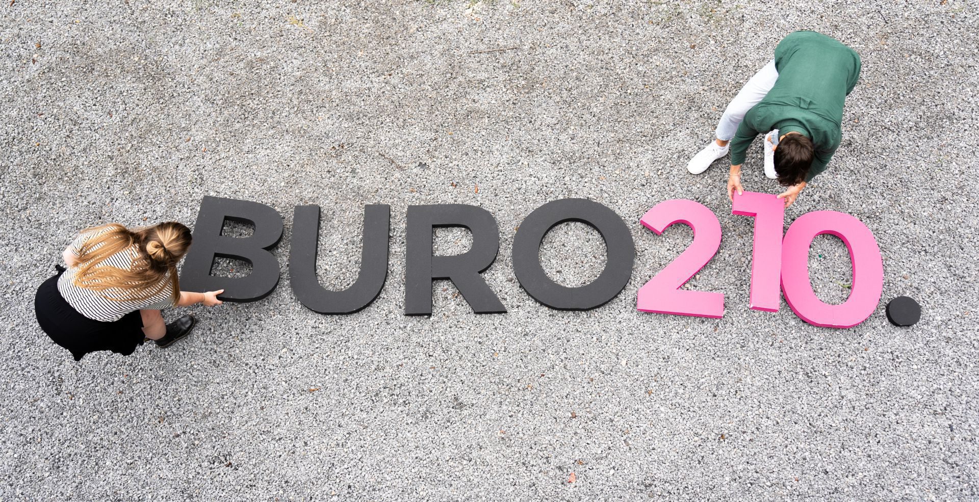 BURO210 letters op grind